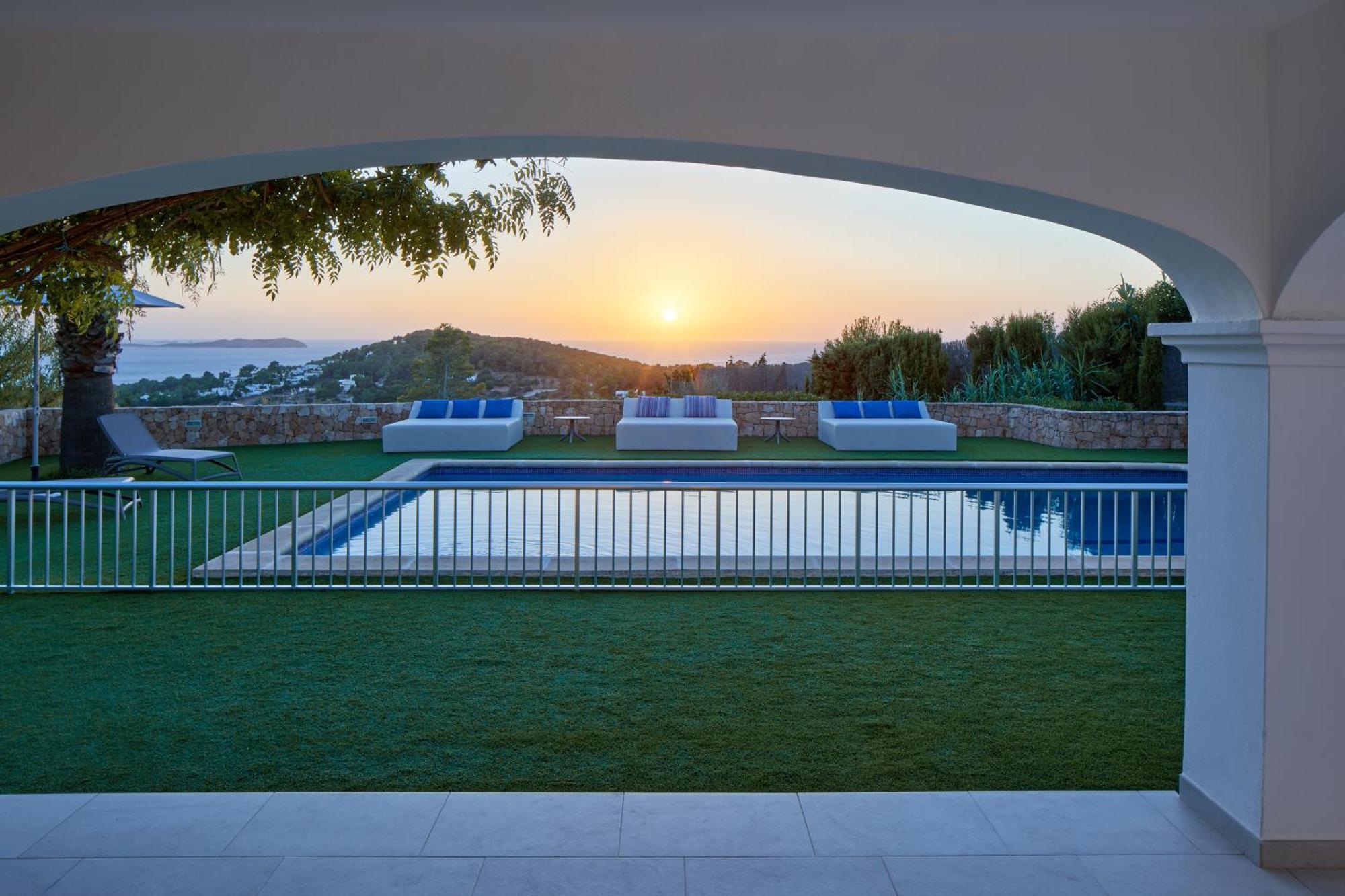 Villa Can Joan I - Fantastic Sunset Views And Family Friendly - San Antonio  Ngoại thất bức ảnh