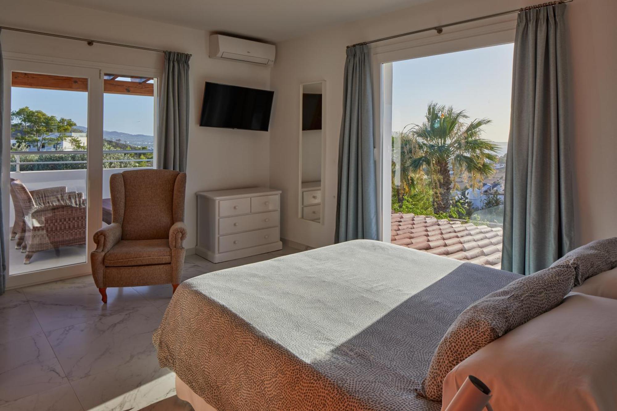Villa Can Joan I - Fantastic Sunset Views And Family Friendly - San Antonio  Ngoại thất bức ảnh
